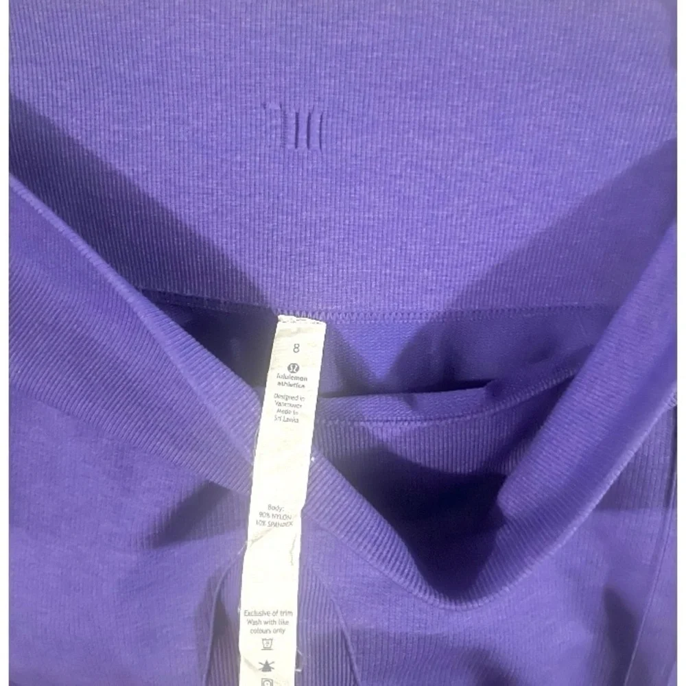 EUC Lululemon Women's Purple In The Flow Crop Leggings Sz 8